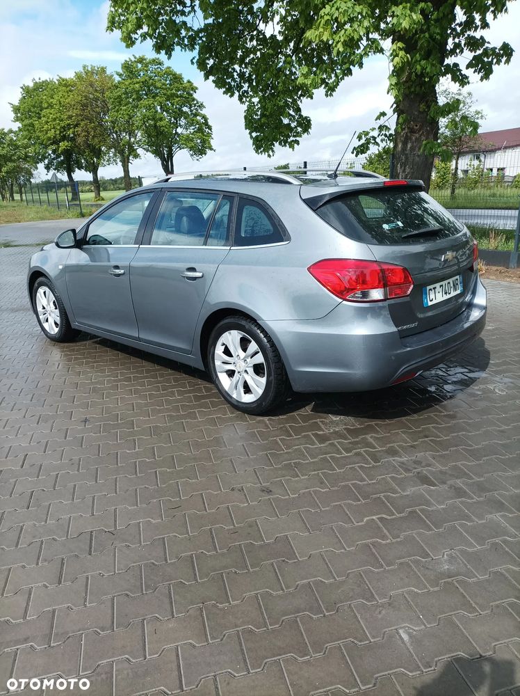 Chevrolet Cruze - 10