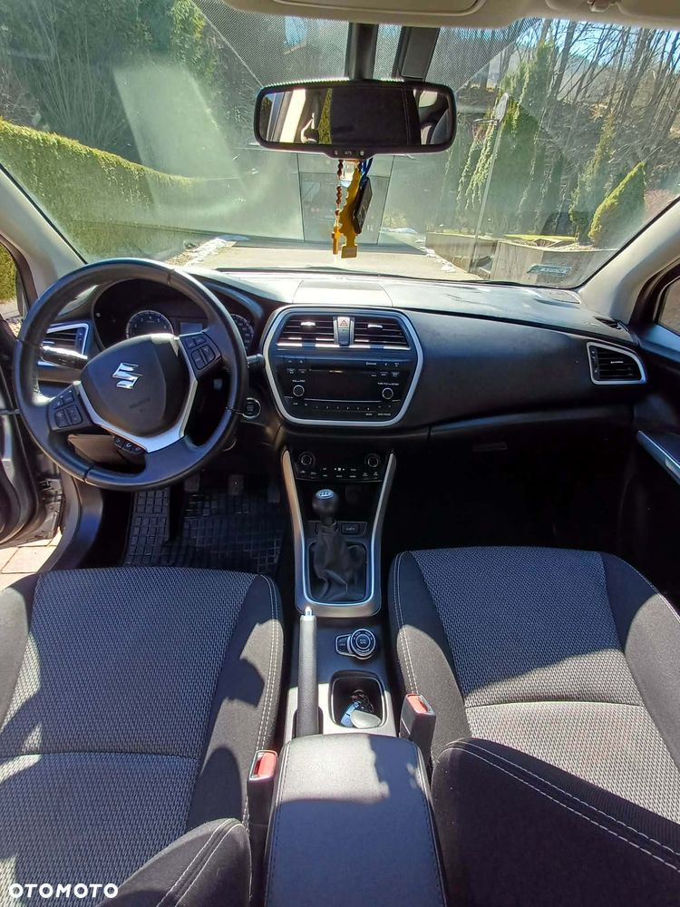 Suzuki SX4 1.6 Premium - 9