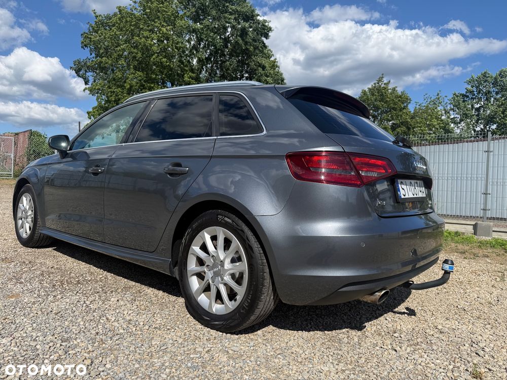 Audi A3 Sportback - 12