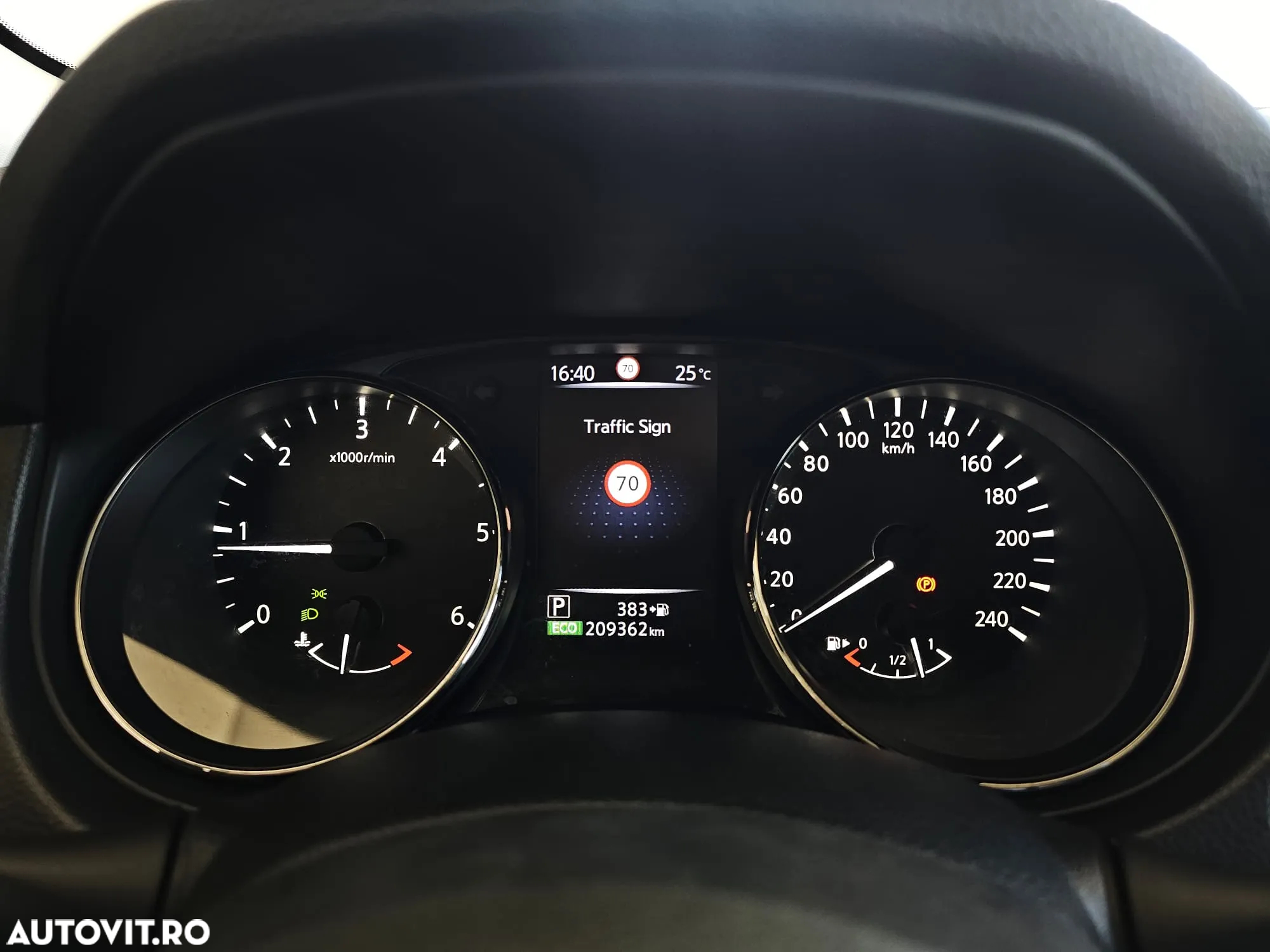 Nissan X-Trail 1.6 dCi Tekna - 17