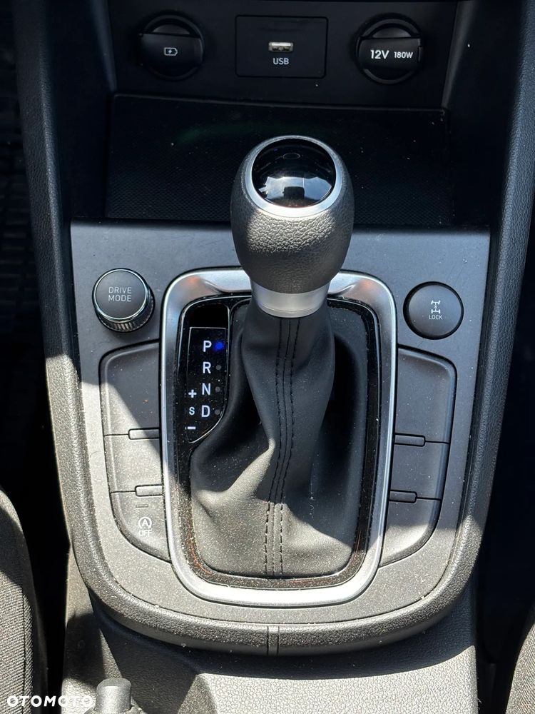 Hyundai Kona - 15