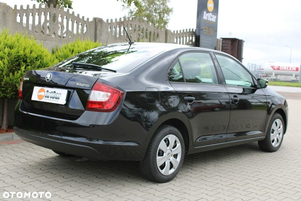 Skoda RAPID - 15