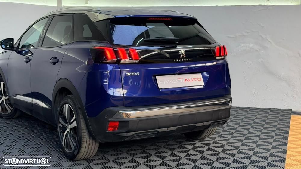 Peugeot 3008 1.5 BlueHDi Allure Pack EAT8 - 12