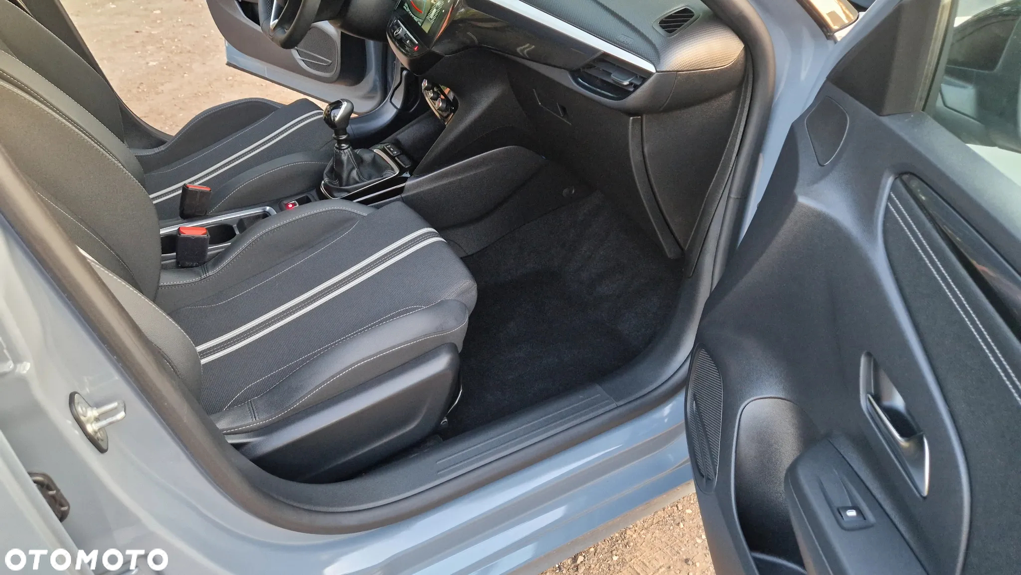 Opel Corsa 1.2 GS Line S&S - 19