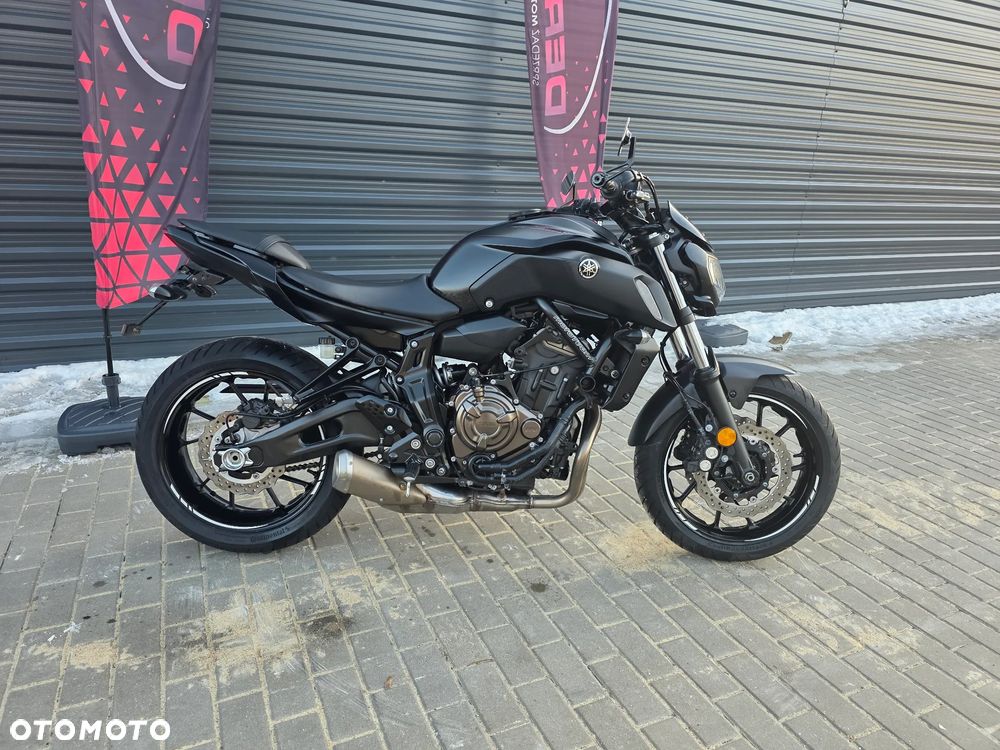 Yamaha MT - 5