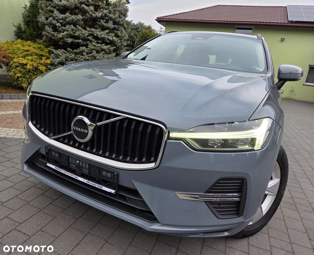 Volvo XC 60 B4 D Geartronic Momentum Pro - 2