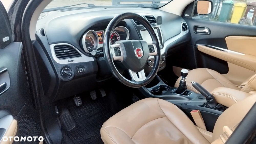 Fiat Freemont 2.0 Multijet 16V DPF Urban - 14