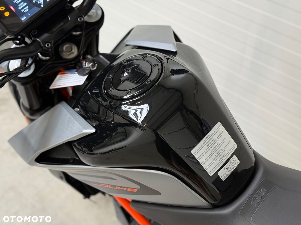 KTM Duke - 27