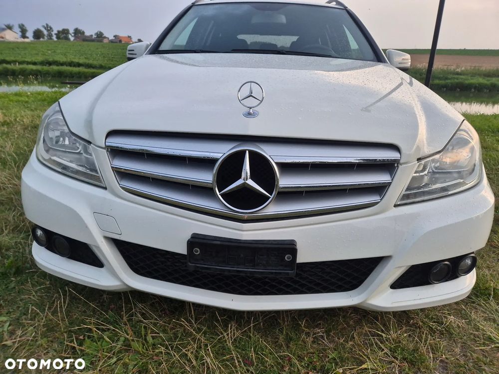 Mercedes-Benz Klasa C 200 CDI DPF (BlueEFFICIENCY) Avantgarde - 20