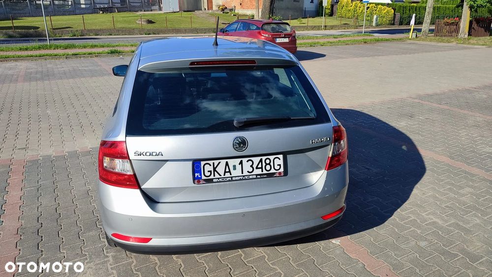 Skoda RAPID - 7