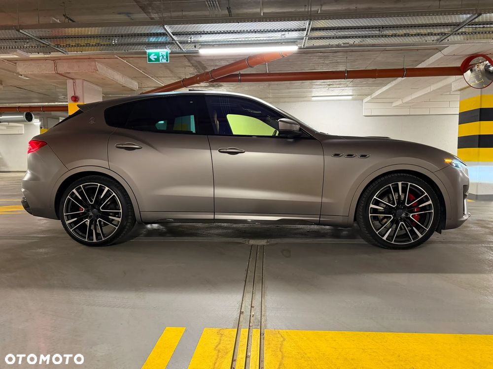 Maserati Levante Trofeo - 4