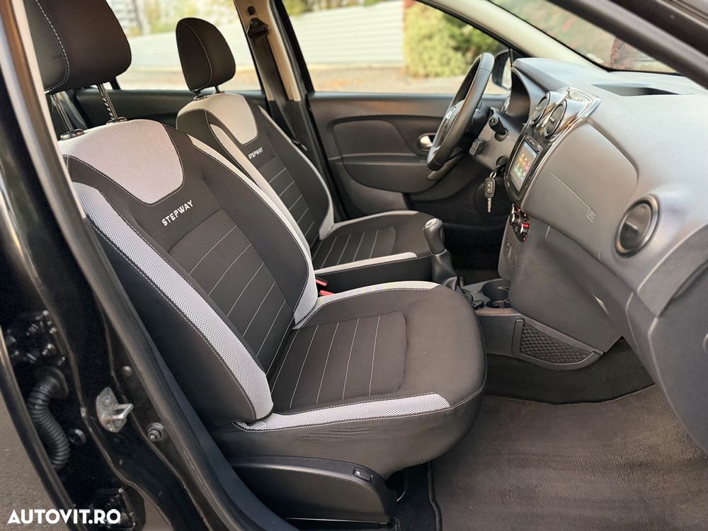 Dacia Sandero 1.5 90CP Stepway - 13