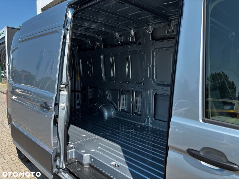 Volkswagen Crafter L4H3 177 KM 8-AUT 4MOTION - 6
