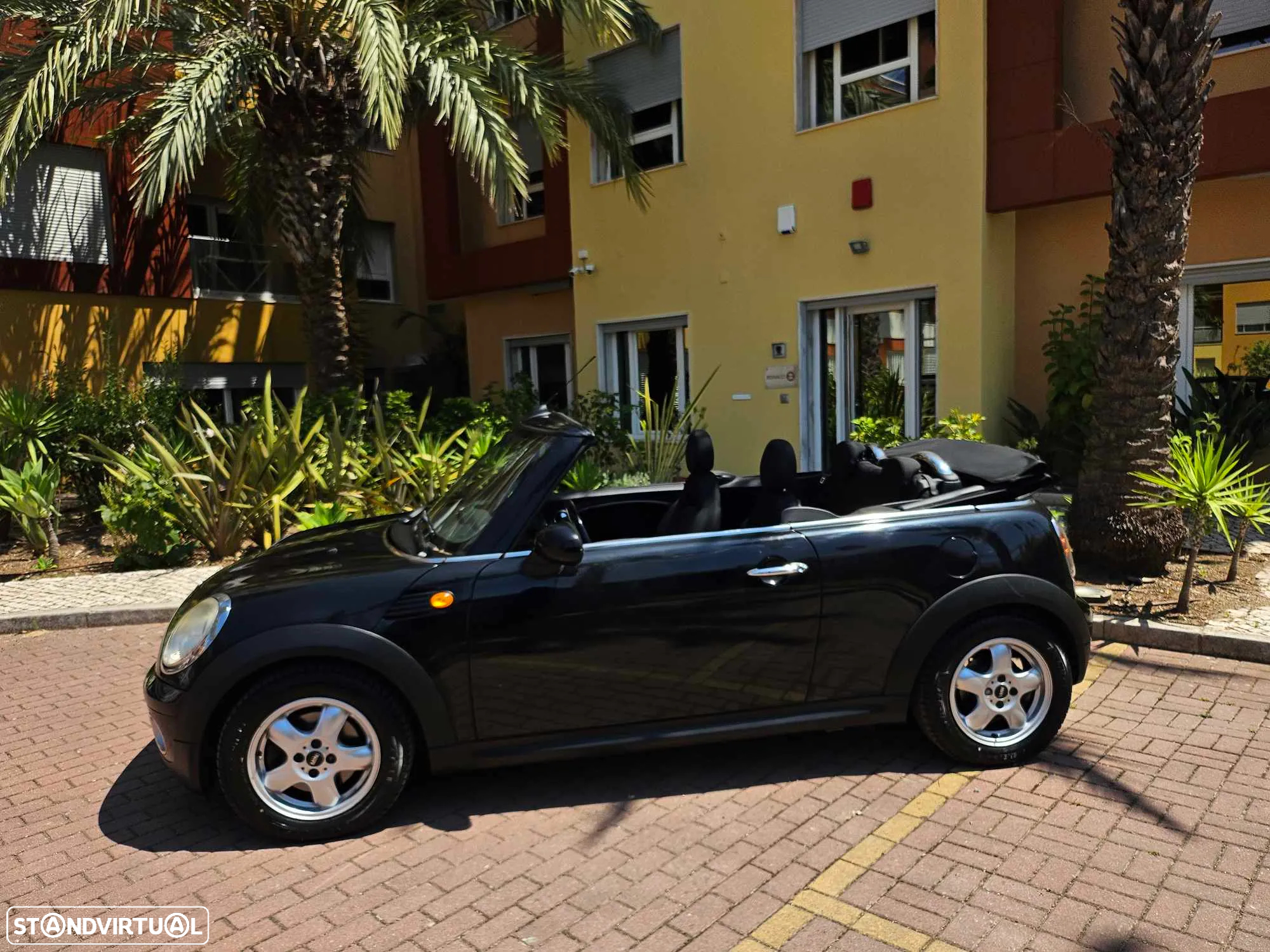 MINI Cabrio Cooper - 20