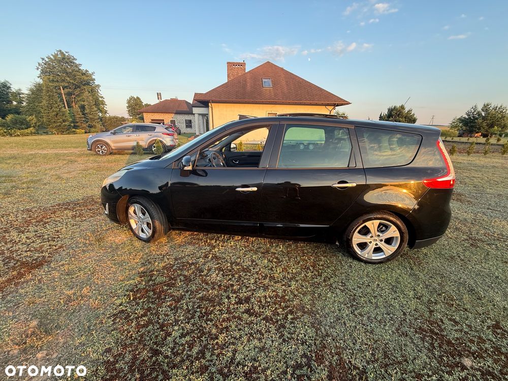 Renault Scenic - 9