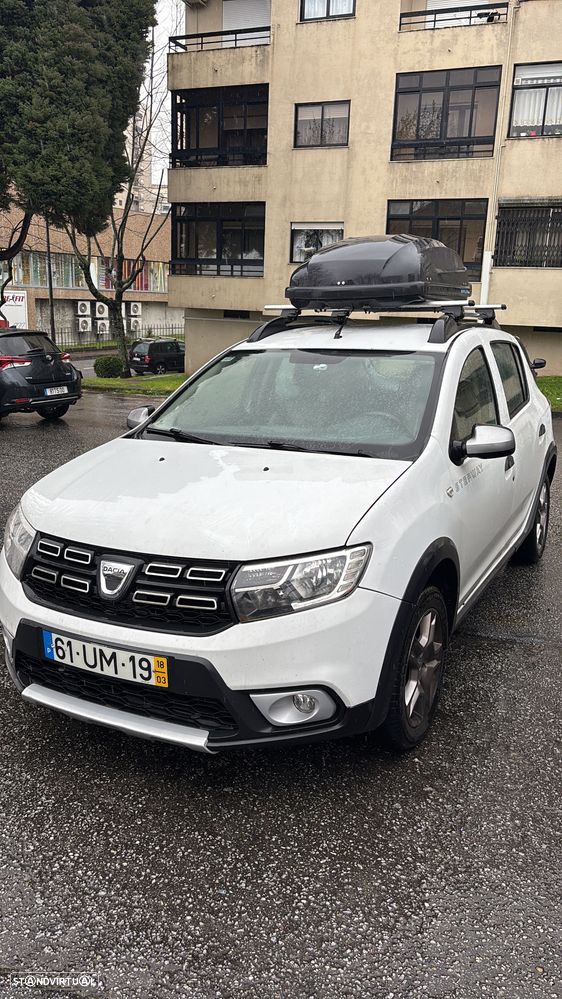 Dacia Sandero 1.5 dCi Stepway - 4