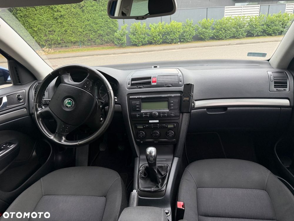 Skoda Octavia 1.8 T FSI Elegance - 14