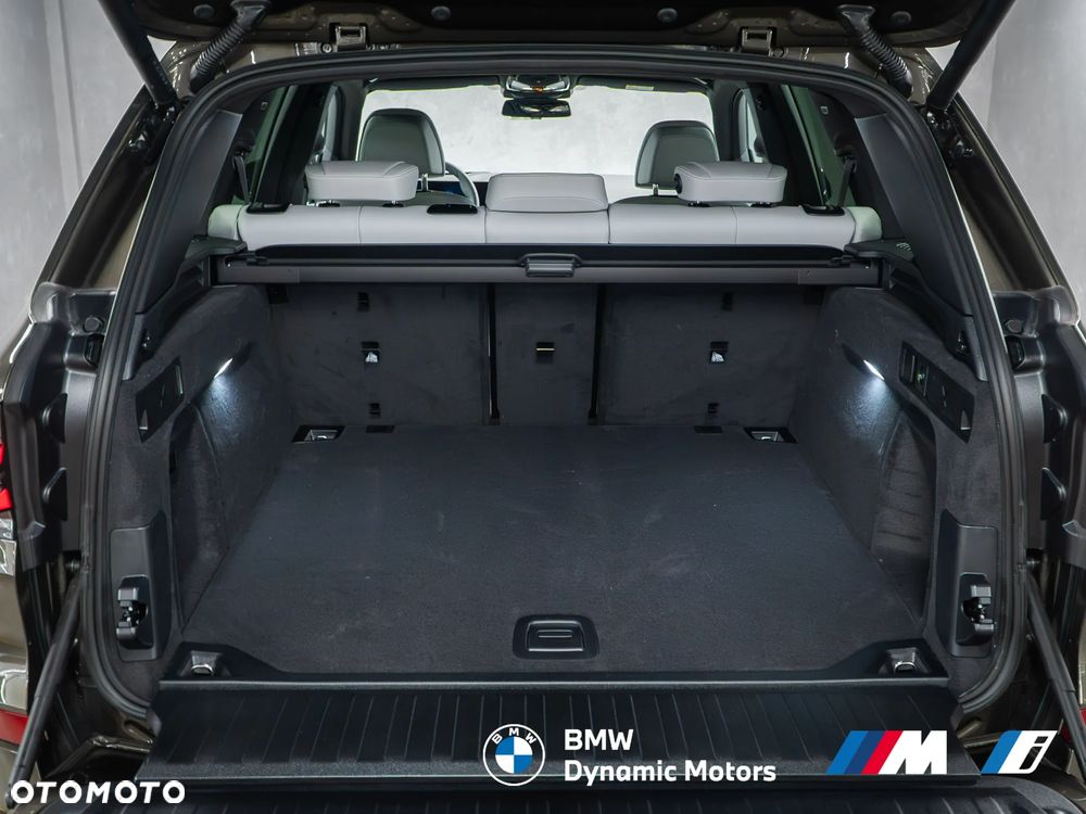 BMW X5 xDrive40i - 14