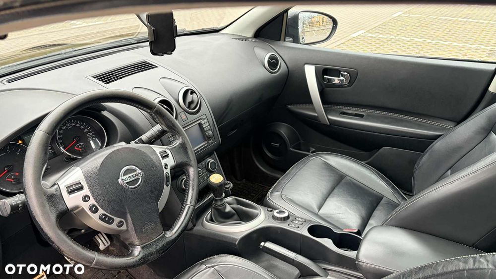 Nissan Qashqai 2.0 4x4 Tekna Premium - 10