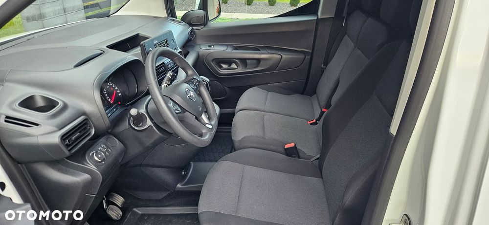 Opel Combo - 17