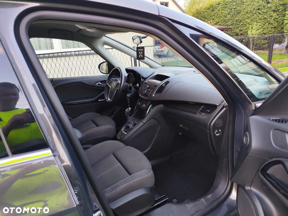 Opel Zafira Tourer 2.0 CDTI Edition - 3