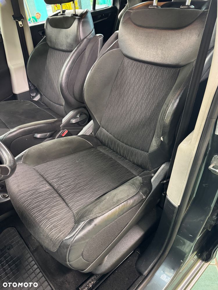 Citroën C4 Grand Picasso 2.0 HDi FAP (7-Sitzer) Exclusive - 8