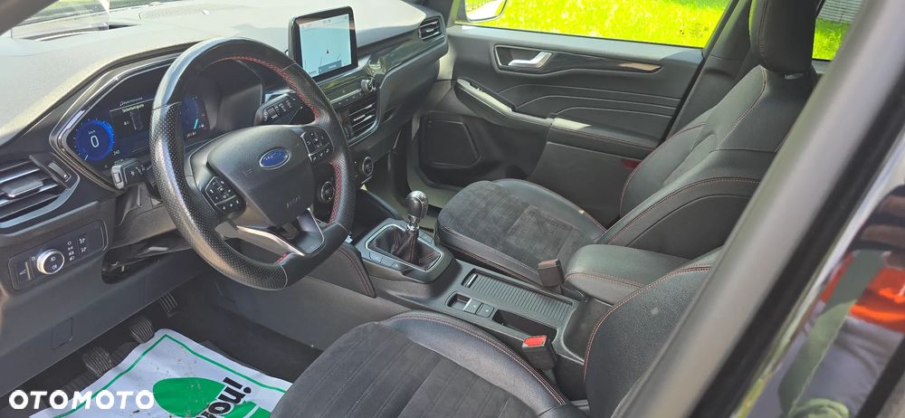 Ford Kuga 2.0 TDCi 2x4 ST-Line - 30