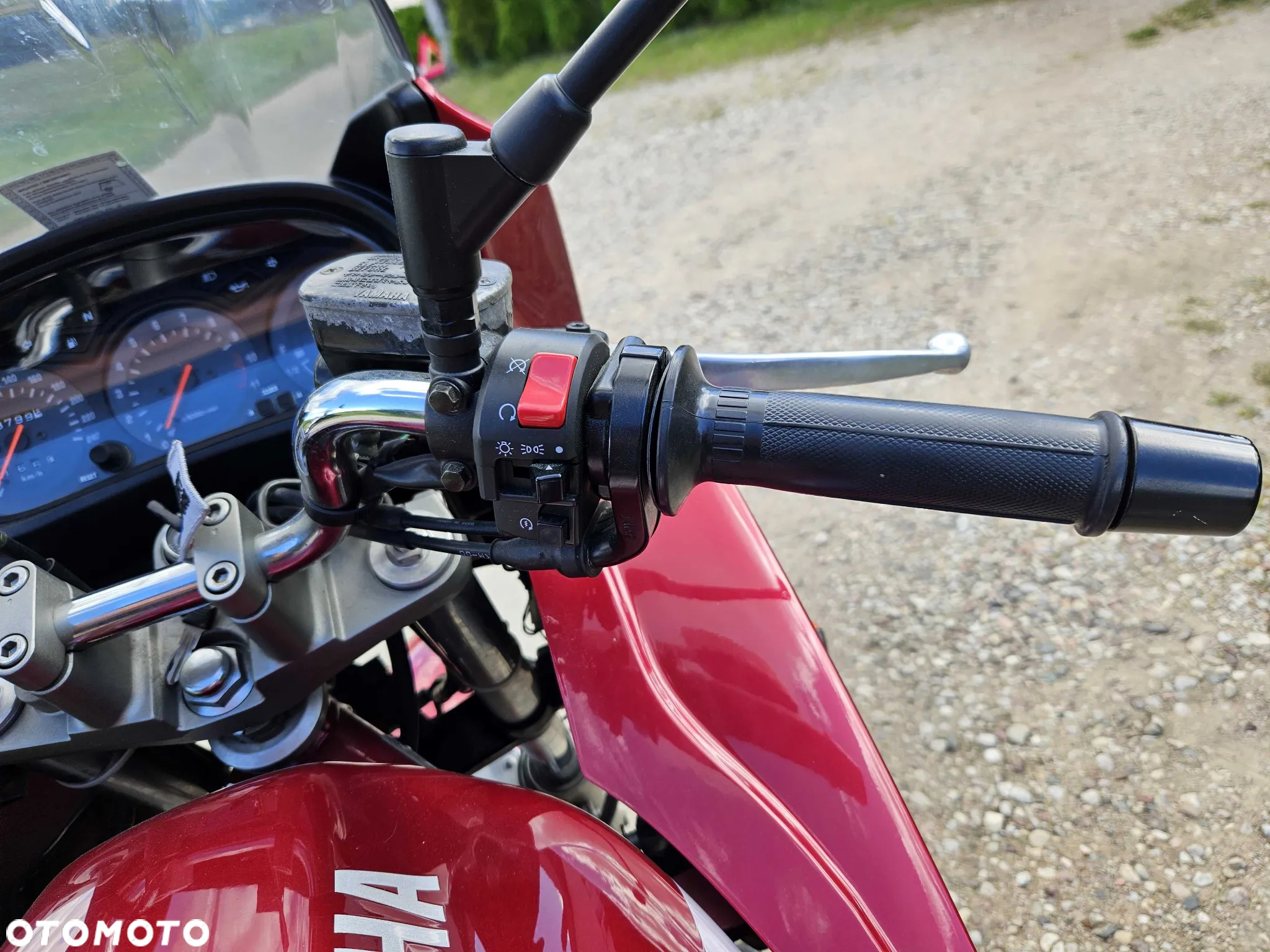 Yamaha XJ - 22