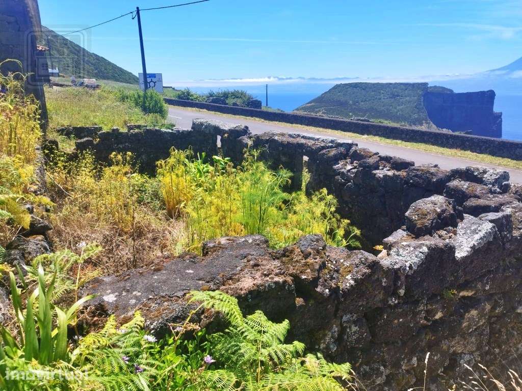 MORADIA - CASA para VENDA com VISTA MAR - Velas, Ilha de São Jorge,... - Grande imagem: 5/18