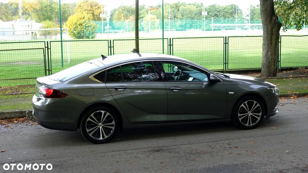 Opel Insignia - 35