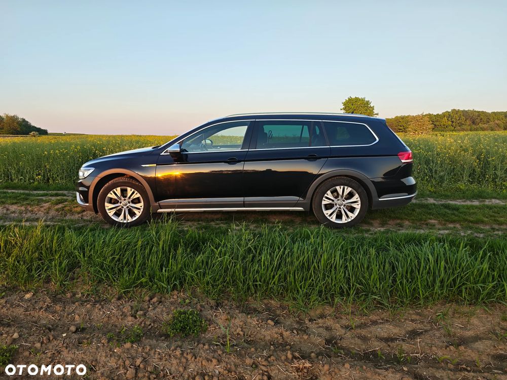 Volkswagen Passat 2.0 TDI BMT 4Mot Highline DSG - 3