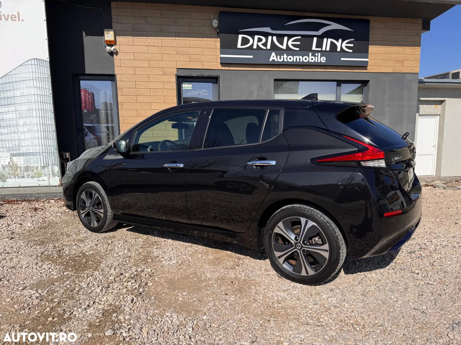 Nissan LEAF 62 kWh e+ N-Connecta - 9
