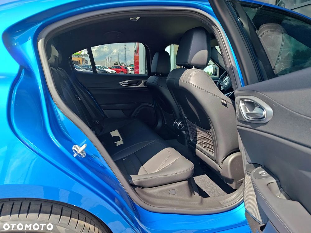 Alfa Romeo Giulia 2.0 Turbo Veloce Q4 - 15