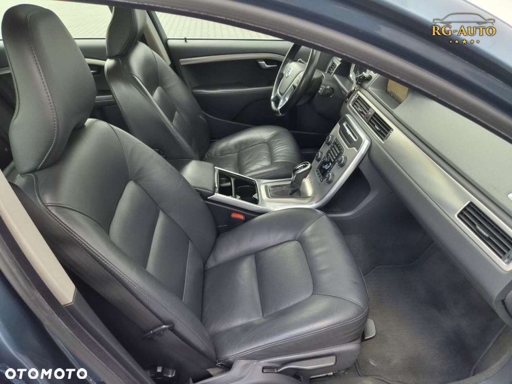 Volvo V70 - 40