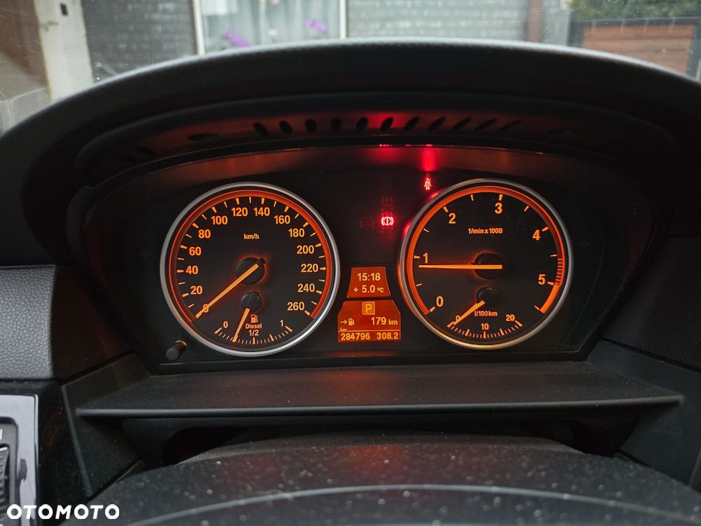 BMW Seria 5 520d - 7