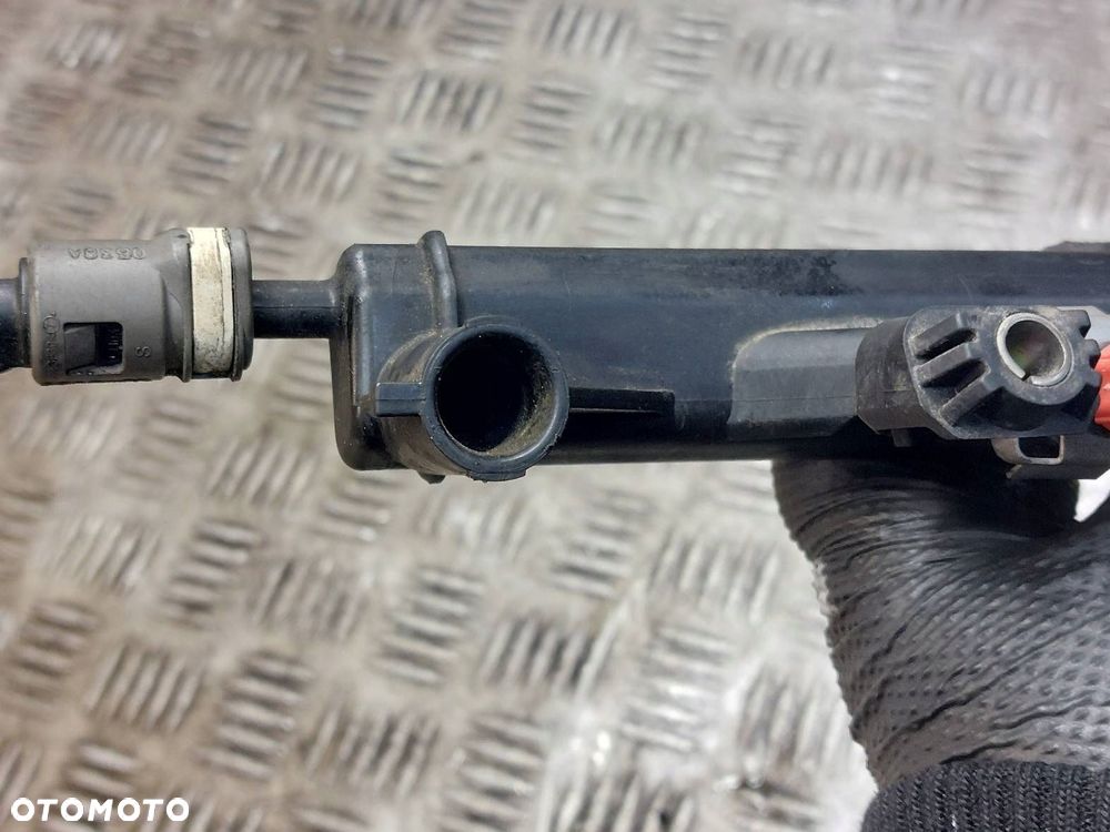 LISTWA WTRYSKOWA PEUGEOT 207 I 1.4 16V V757564580 V752817680 - 5