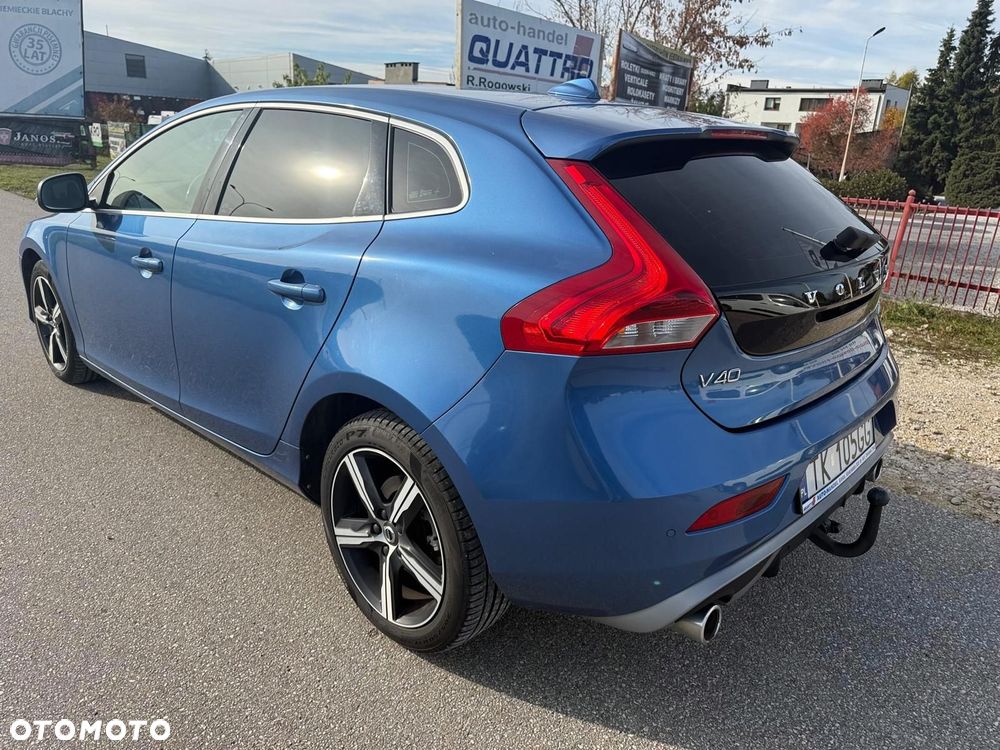Volvo V40 D2 Drive-E R-Design Momentum - 9
