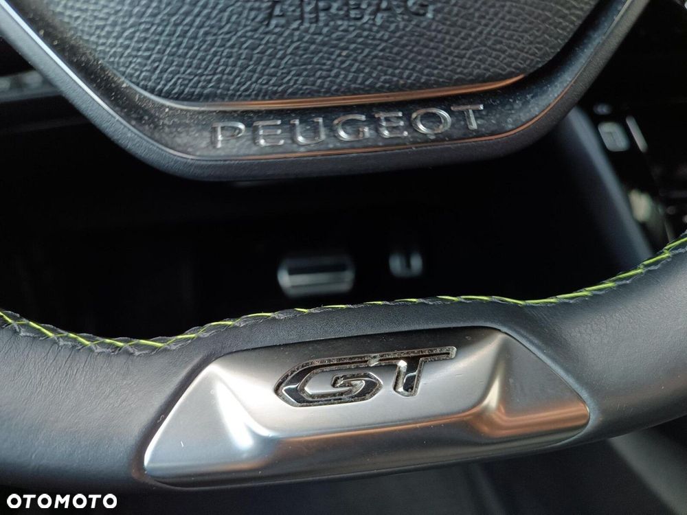Peugeot 2008 1.2 PureTech GT Pack S&S EAT8 - 17