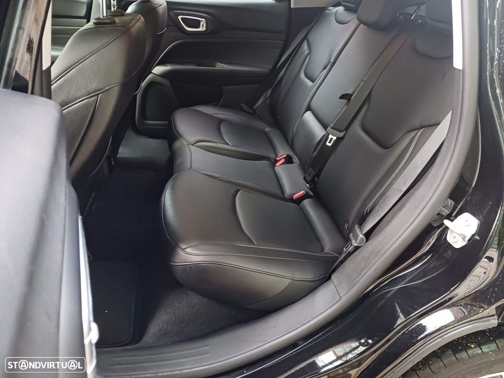 Jeep Compass 1.5 TG e-Hybrid Summit DCT - 36