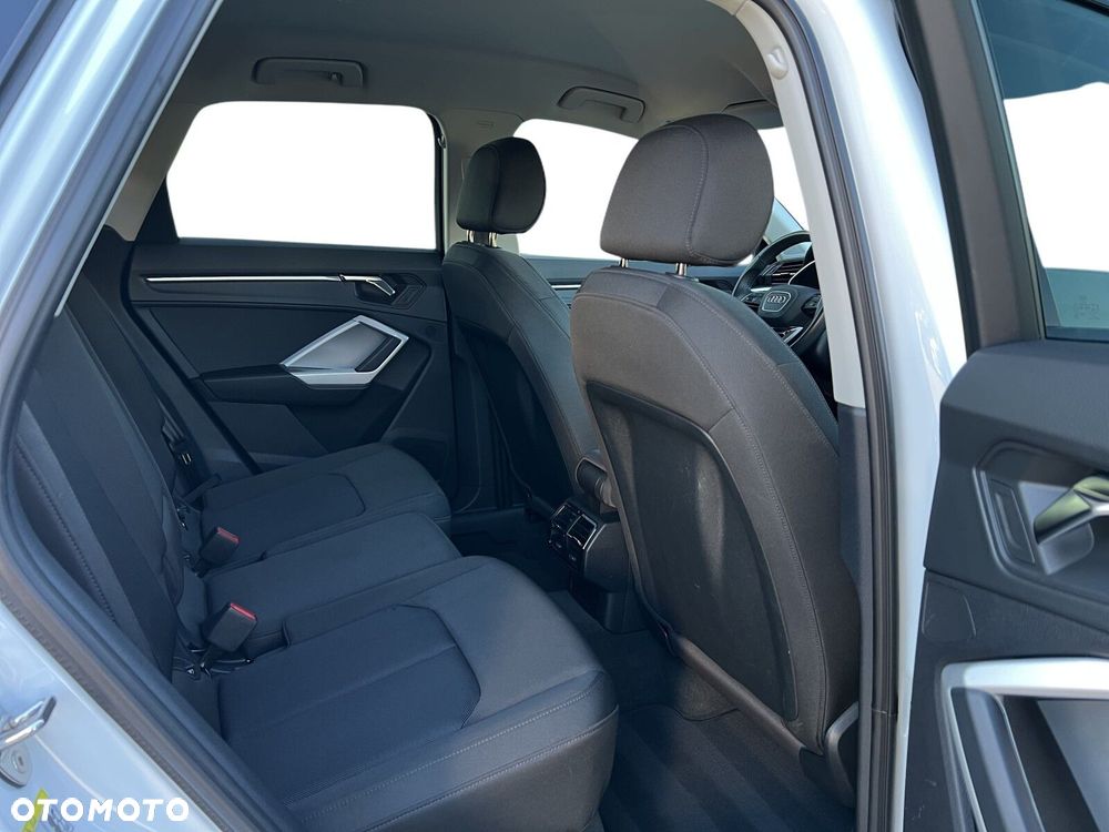 Audi Q3 40 TDI Quattro S Line S tronic - 17