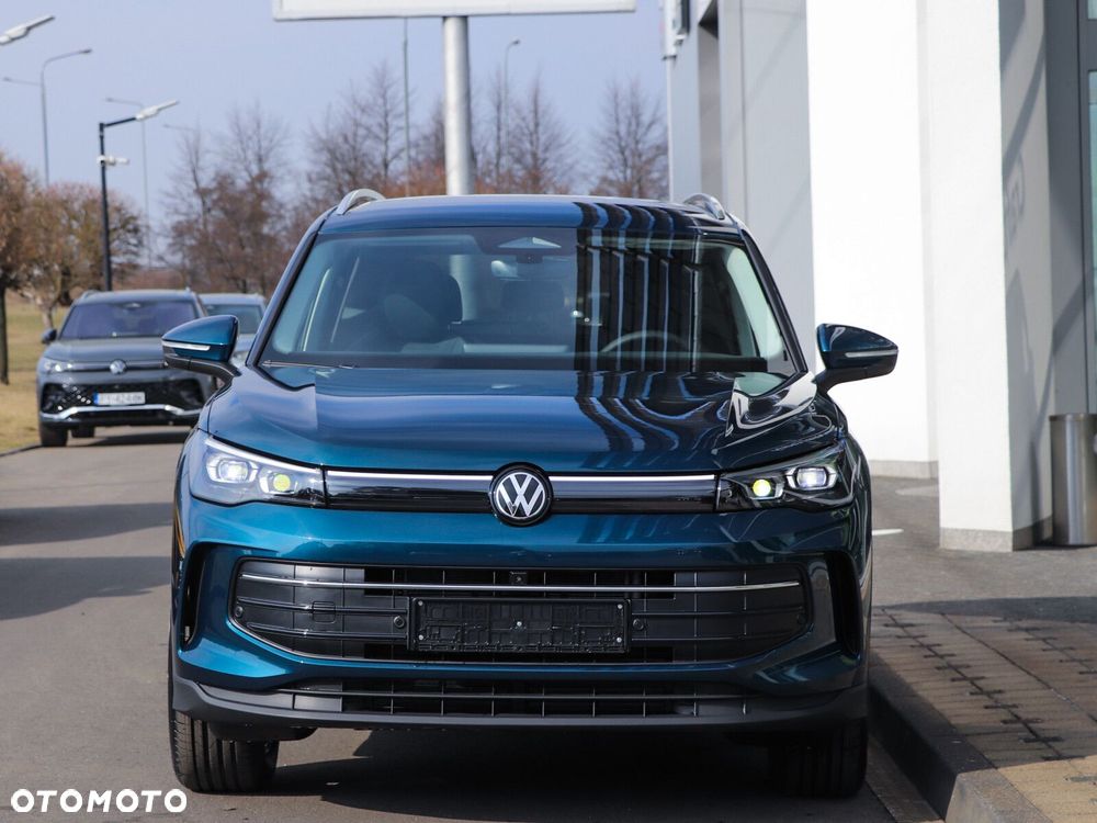 Volkswagen Tiguan - 9