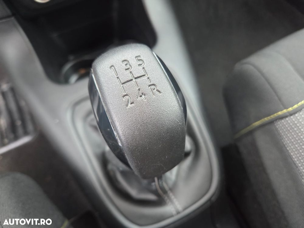 Citroën C3 Pure Tech 82 FEEL - 27