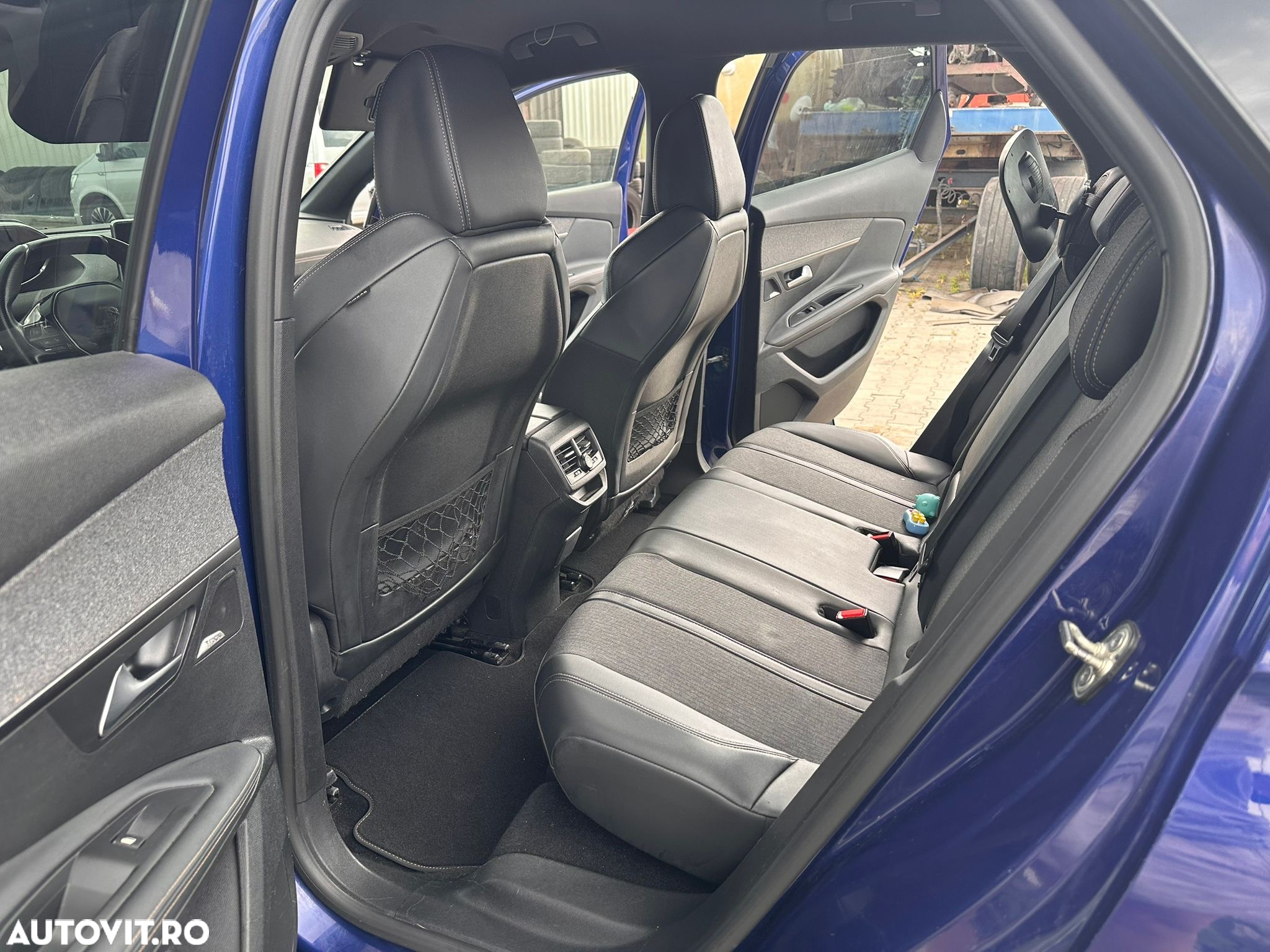 Peugeot 3008 1.6 PureTech Turbo S&S EAT8 GT-Line - 9