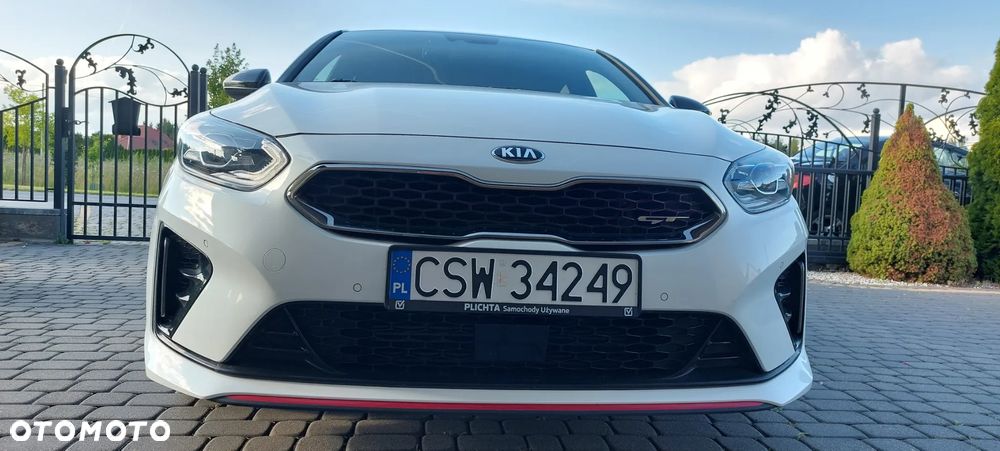 Kia ProCeed - 17