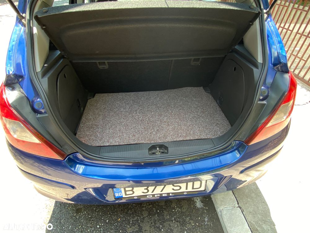 Opel Corsa 1.2i Enjoy - 5