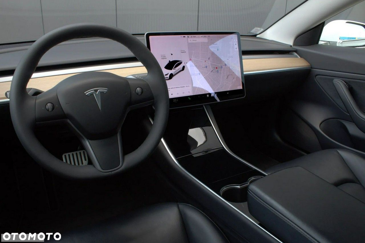 Tesla Model 3 Langstreckenbatterie Allradantrieb Dual Motor - 11