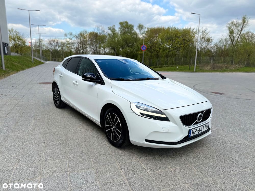 Volvo V40 D2 Drive-E SCR Momentum - 12