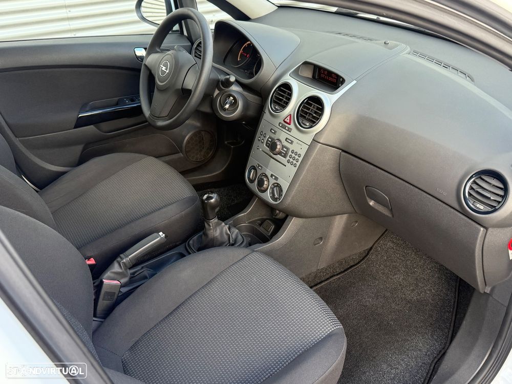 Opel Corsa 1.3 CDTi Enjoy - 9