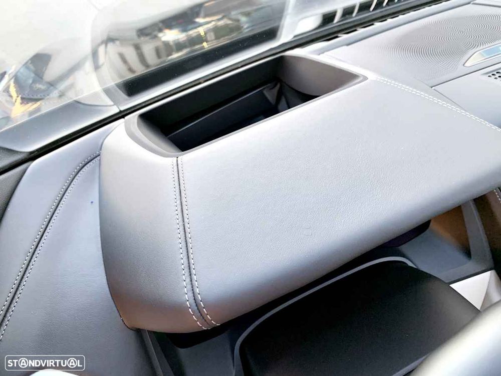 BMW M850i xDrive - 16