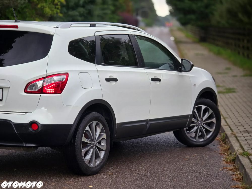 Nissan Qashqai+2 2.0 Acenta - 30